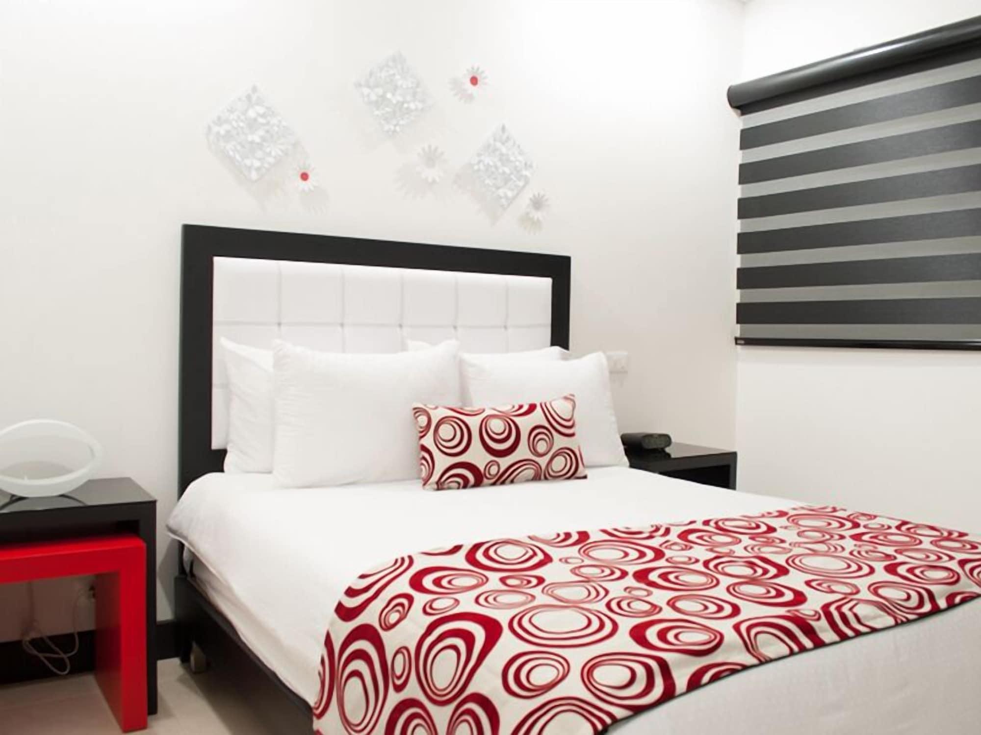 Hotel Merlott Lleras Medellín Esterno foto