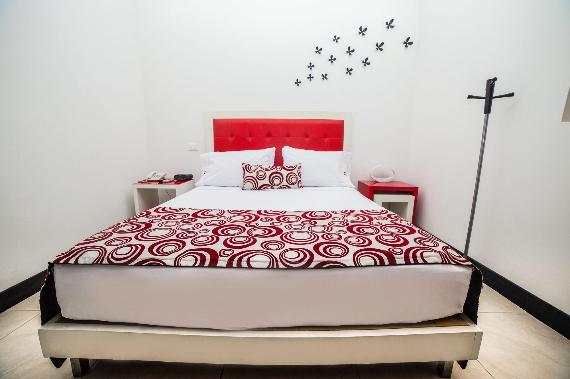 Hotel Merlott Lleras Medellín Esterno foto