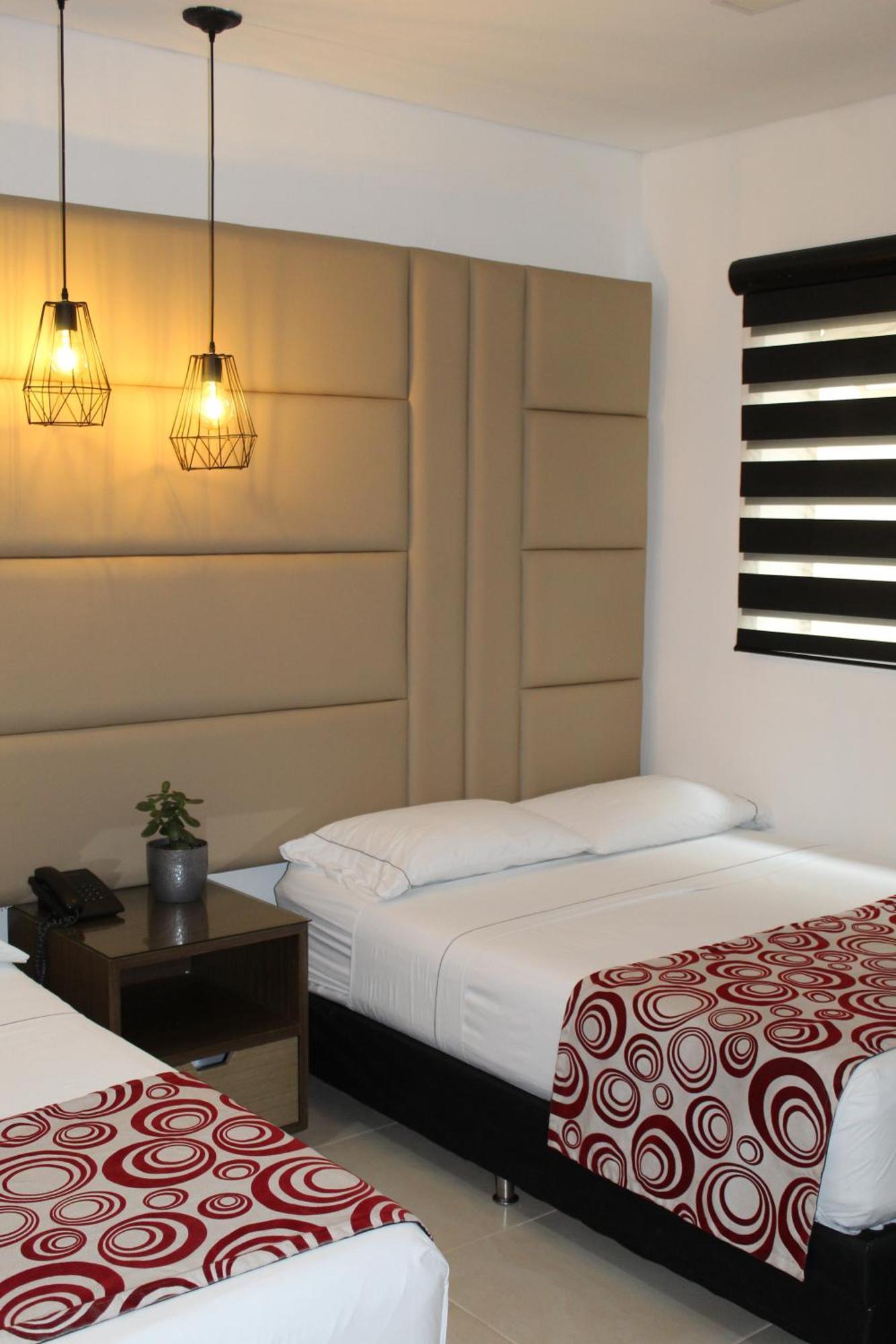 Hotel Merlott Lleras Medellín Esterno foto