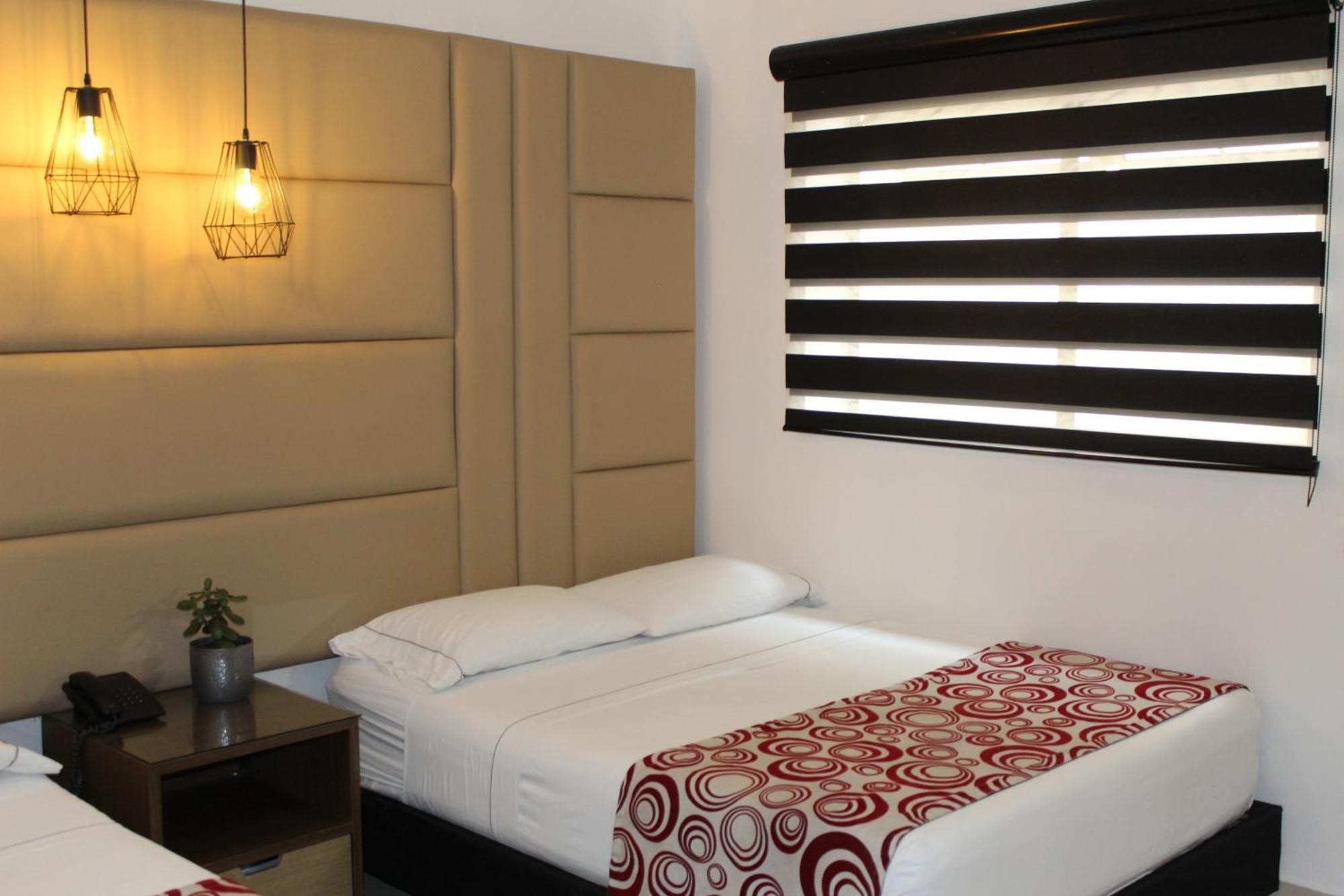 Hotel Merlott Lleras Medellín Esterno foto
